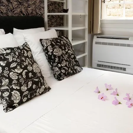 La Tour De Bohemond Apartment